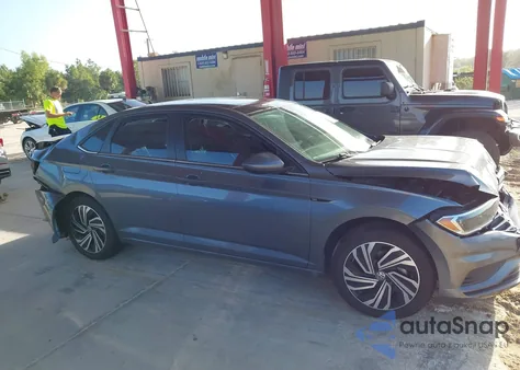 2021 Volkswagen Jetta 1.4T Sel from USA, damaged, VIN 3VWE57BU9MM093326